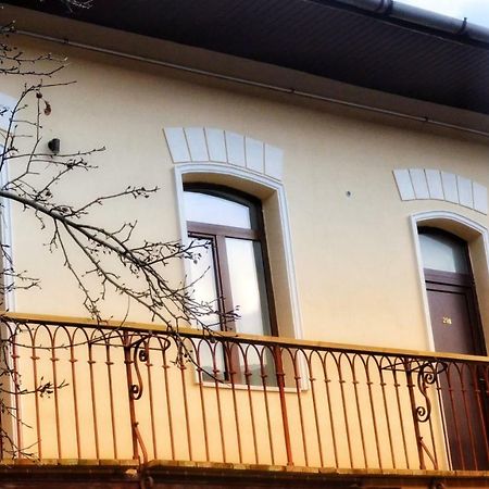 Lovelystay Oldtown Studio Brasov Ngoại thất bức ảnh