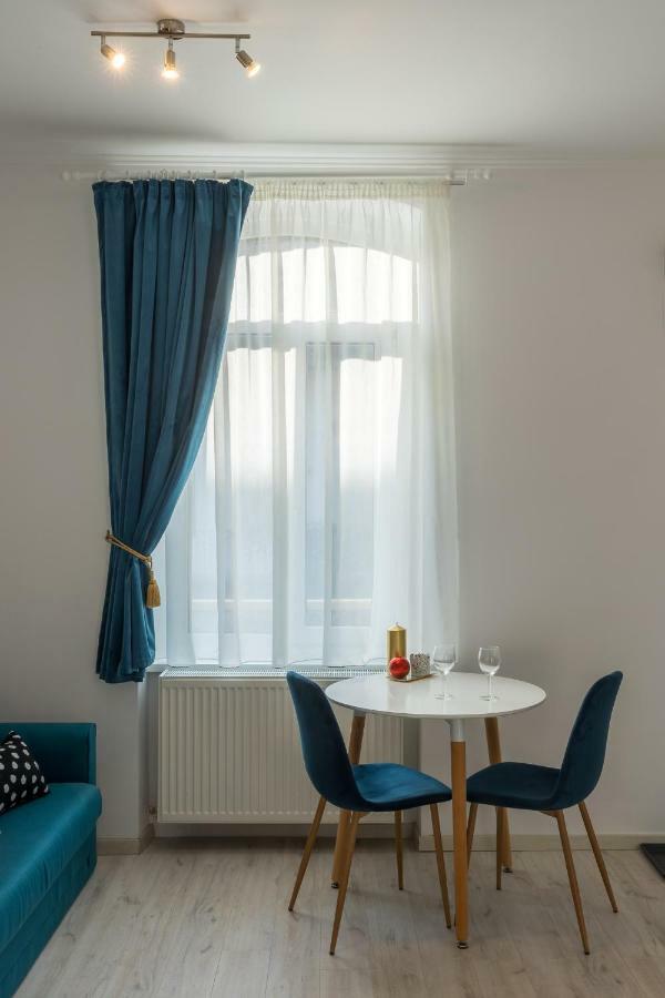 Lovelystay Oldtown Studio Brasov Ngoại thất bức ảnh