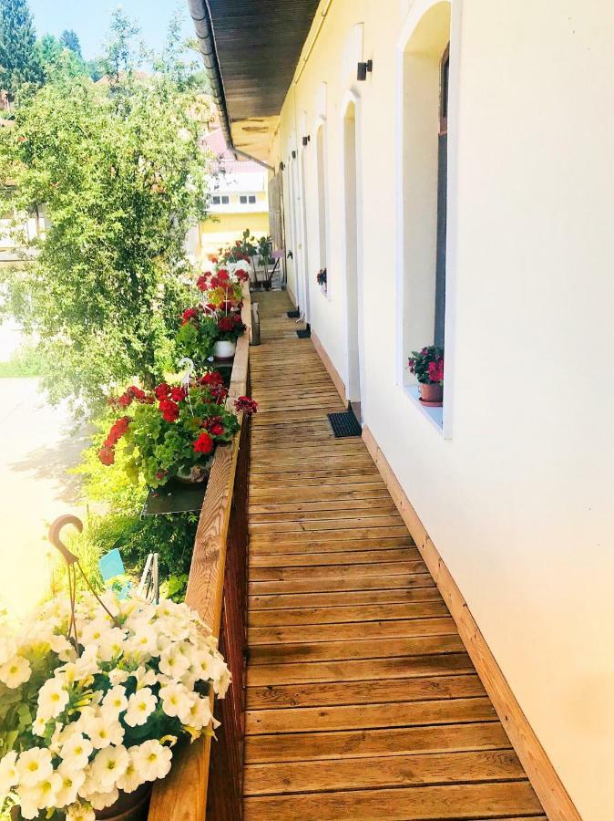 Lovelystay Oldtown Studio Brasov Ngoại thất bức ảnh